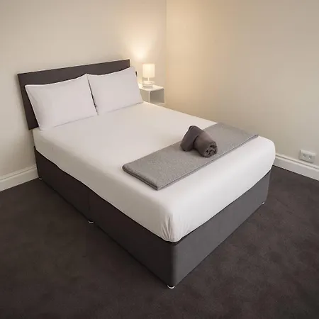 Spacious 3-bed Near Avonmouth & M5, -ideal For Contractors And Work Бристоль