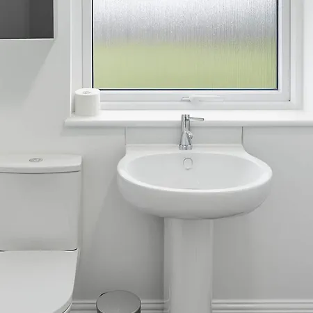 Апартаменти Spacious 3-bed Near Avonmouth & M5, -ideal For Contractors And Work