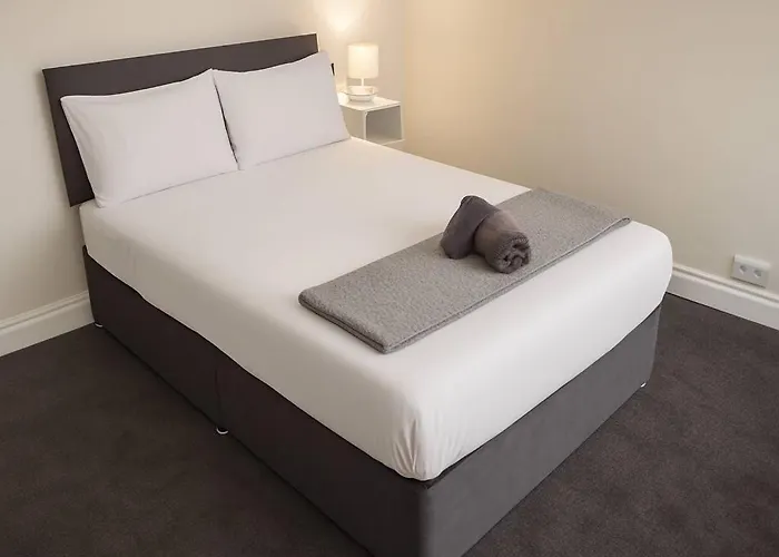 Spacious 3-bed Near Avonmouth & M5, -ideal For Contractors And Work 布里斯托