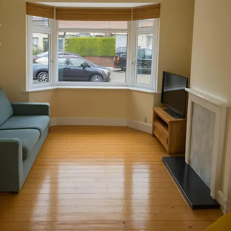 Spacious 3-bed Near Avonmouth & M5, -ideal For Contractors And Work * בריסטול