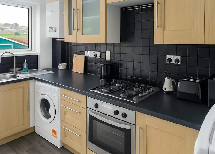 Spacious 3-bed Near Avonmouth & M5, -ideal For Contractors And Work